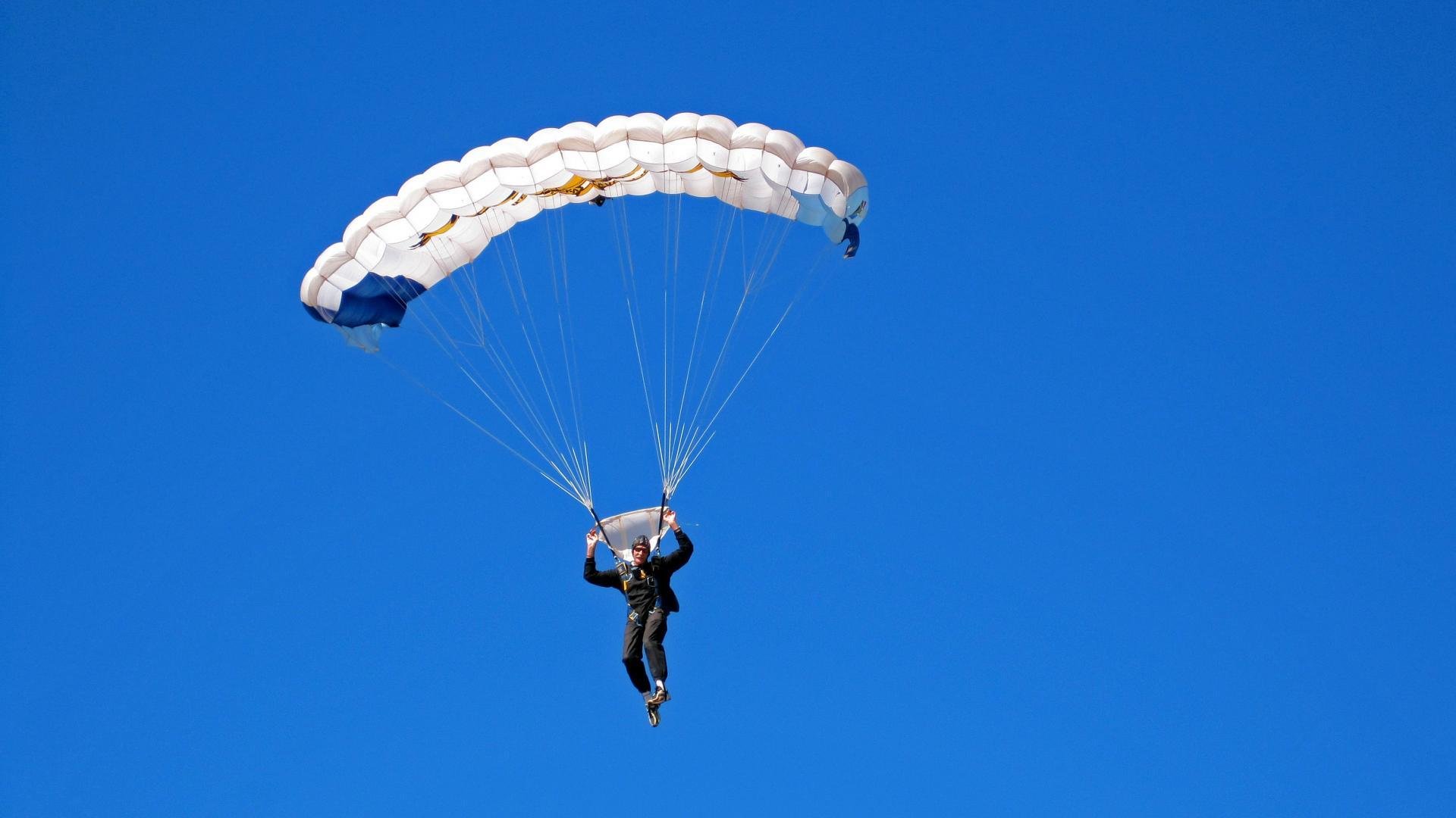 开云体育娱乐-“智能球场创新设计——AI与物联网融合推动棒球运动场景数字化转型”